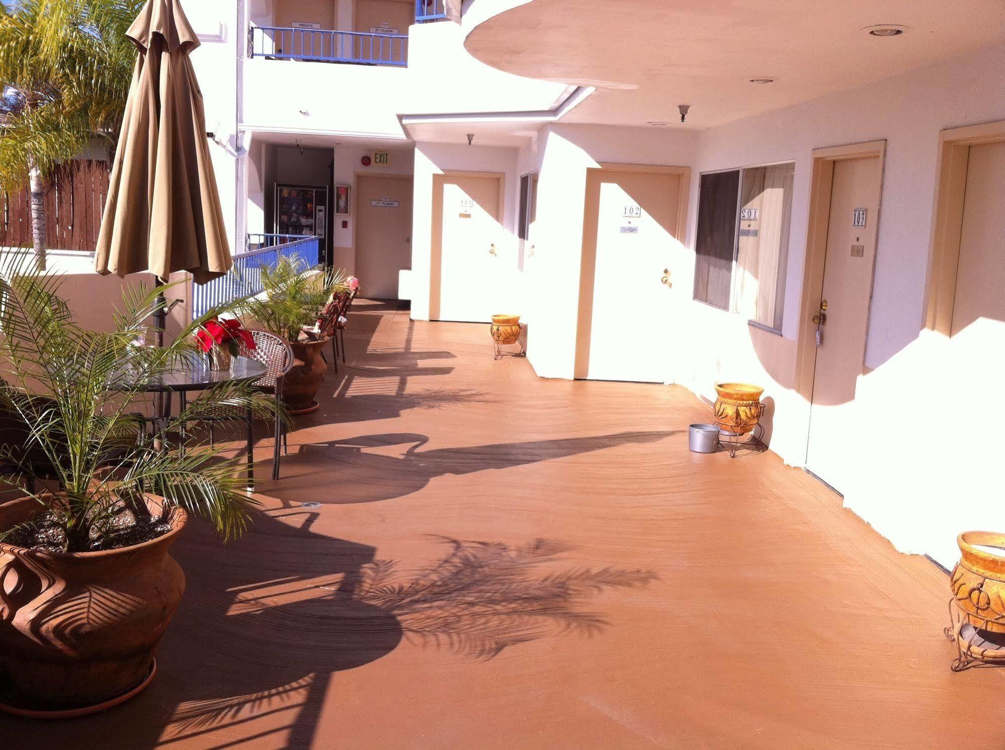 The Surfbreak Hotel San Clemente Bagian luar foto